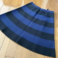 INDIVI 黒と紺のストライプ フレアスカート サイズ40