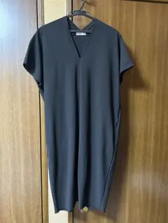 STYLE DELI半袖Vネックワンピース