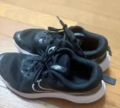 NIKE COSMIC RUN スニーカー ブラック