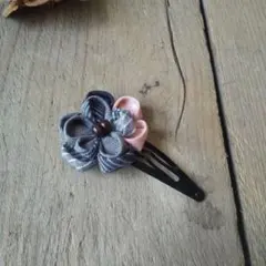 つまみ細工 まんまるお花のパッチンピン