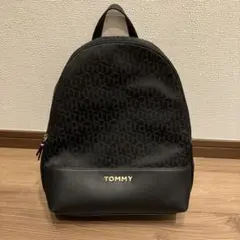 【新品未使用】トミーヒルフィガー リュック バッグ ブラックのサムネイル