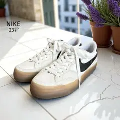 美品✨ ナイキ SB ズーム ポゴ （23㌢） ホワイト ブラック NIKE