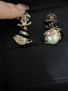 LOUIS VUITTON ブルックドレイユ クール エンジェルラブ ピアス - メルカリ