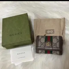GUCCI GGキャンバス 三つ折り財布