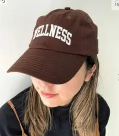 【SPORTY&RICH】WELLNESS IVY HATブラウン