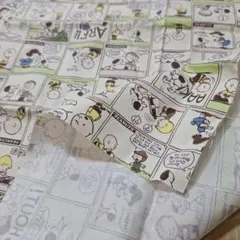 スヌーピー　ピーナッツ コミック柄 生地ハギレ