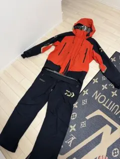 Item thumbnail for item aa608d0d-0440-4f20-87e7-0f8f4e986250