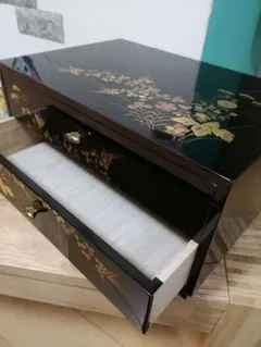 漆器 引き出し式収納ボックス 中型 金箔装飾