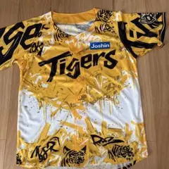 阪神タイガース　ユニフォーム　フリーサイズ