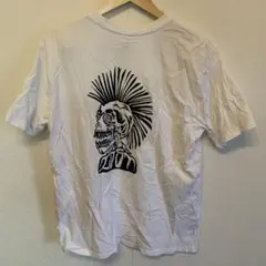 LOST ロゴ入り ホワイト Tシャツ　ＸＬサイズ　美品のサムネイル