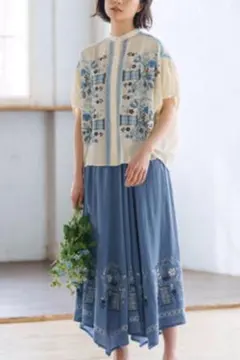 パキスタン民族衣装青色刺繍入りlawnsuit - メルカリ