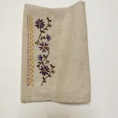 【ハンドメイド】刺繍花模様のリネンブックカバー