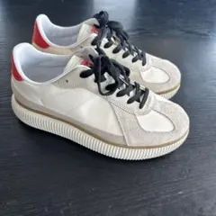 オニツカタイガー　デレシティ