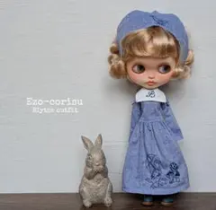 ブライス　アウトフィット　アヒル　青糸刺繍　ワンピース　つけ襟　ハンドメイド