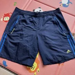 adidas ネイビー ハーフパンツ 半ズボン