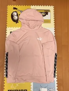 PUMA ピンク フード付きパーカー