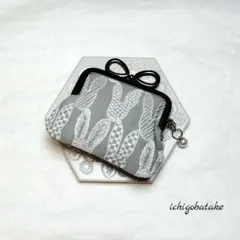 リボン口金ポーチ　ミナペルホネンハンドメイド　pomppia