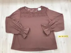 新品タグ付き GU ジーユー レース切り替え プルオーバー くすみピンクベージュ