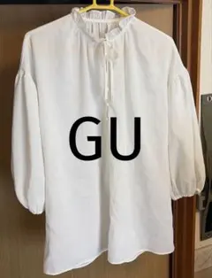 GU ホワイト フリルネック バルーンスリーブシャツ