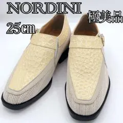 未使用級 極美品 ノルディーニ 日本製 ドレスシューズ ベージュ 25cmのサムネイル