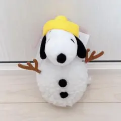 スヌーピー　PEANUTS マスコット　ウィンターバージョン　雪だるま