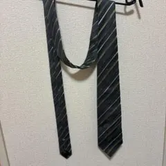 グリーン ネクタイ