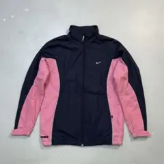 ピンク ナイロンジャケット