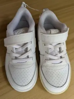 Nike ホワイト スニーカー ベルクロ