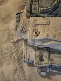 Bershkaデニムパンツ2セット32.34