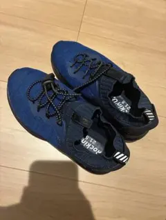 未使用 スニーカー 21.5cm