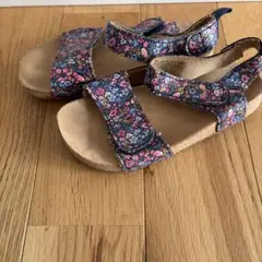 H&M キッズ サンダル 花柄 18cmのサムネイル