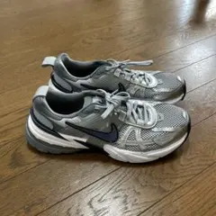 Nike V2K run ランニングシューズ 25cm グレー シルバー