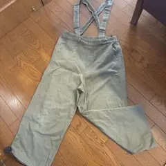 オリーブグリーン サスペンダーパンツ