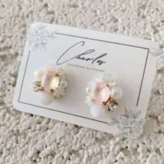 【NO.572】ビジューピアス　ピーチ　天然石　キラキラピアス　ビーズ刺繍