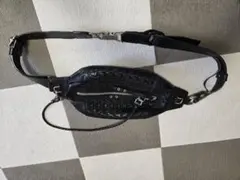 マスターピースvinterks 編み込みデザイン ボディバッグ