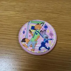 ディズニー刺繍缶バッジ 2 ズートピア　disney ビスケット