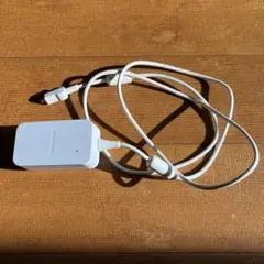 NTTドコモ純正品 ACアダプタ 05 Type-B