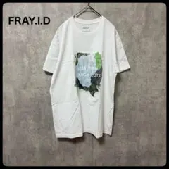# FRAY.I.D トップス　半袖　Tシャツ ホワイト　プリントTシャツ　⭐︎