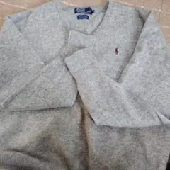 ニットセーター　注意!!　袖口に穴あり