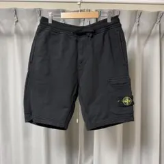 STONE ISLAND スウェットショーツのサムネイル
