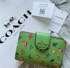 COACH コーチ　折り財布　ネオングリーン　ヴィンテージローズ　花柄　緑色のサムネイル