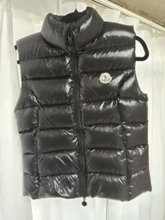 モンクレールのダウンベスト