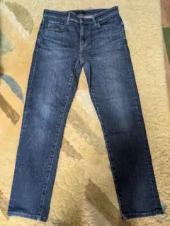 ユニクロウルトラストレッチスキニーデニムW30