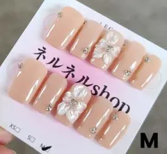 1092:ベージュ光沢仕上げワンカラーにぷっくりお花とストーン☆Mサイズ