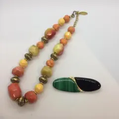 【お得！】石付ネックレス＆ブローチ　セット