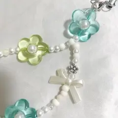 推し活 グリーン フラワー パール ビーズストラップ 韓国 透明感