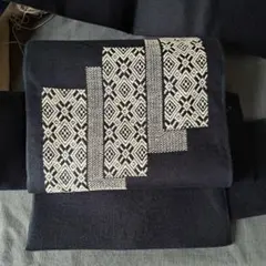 こぎん刺し　正絹　京袋帯　名古屋帯　未使用　（裏地に薄いシミあり） 逸品 長楽こぎん刺し 刺し子刺繍 黒地 正絹 開き名古屋帯 芯なし