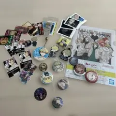 東京リベンジャーズ　缶バッチ　クリアファイル　カード　シール等