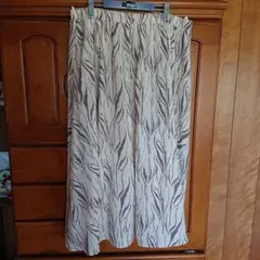 大きいサイズ6Lアイボリーゼブラ柄ロングスカート超美品