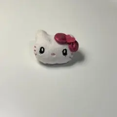 ユニバ　キティちゃん　リング